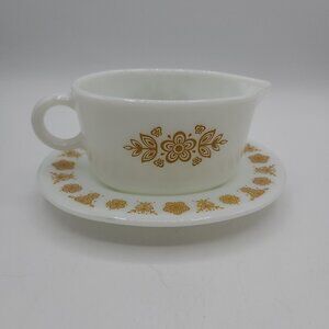 Vintage Pyrex Butterfly Gold Gravy Boat 77-B and under plate 77-U
